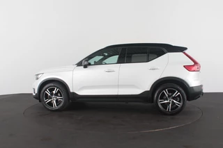 Volvo XC40 – thumbnail 4