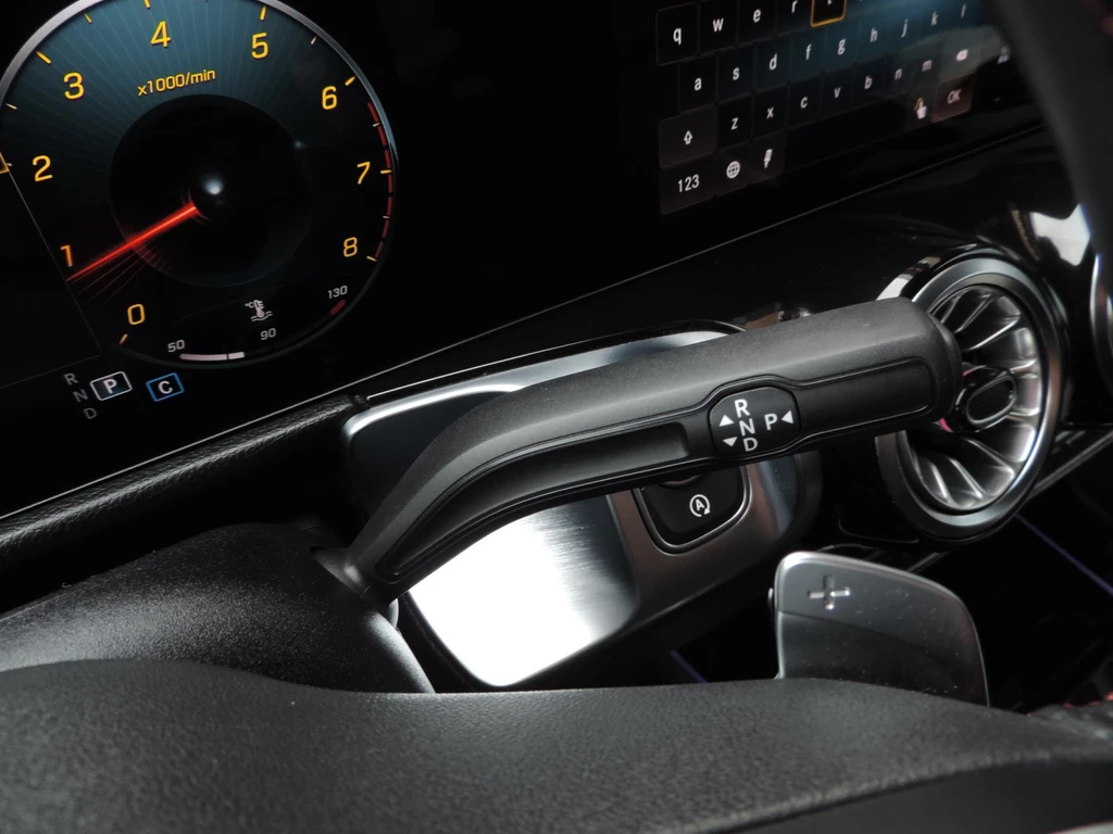 Mercedes-Benz GLB – foto 32