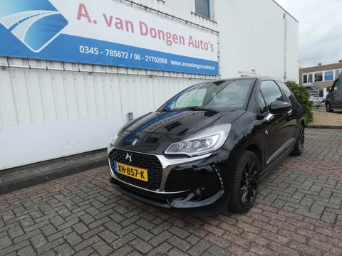 DS DS 3 1.2 PT PERFORMANCE LINE Automaat,Navi,Camera,Led