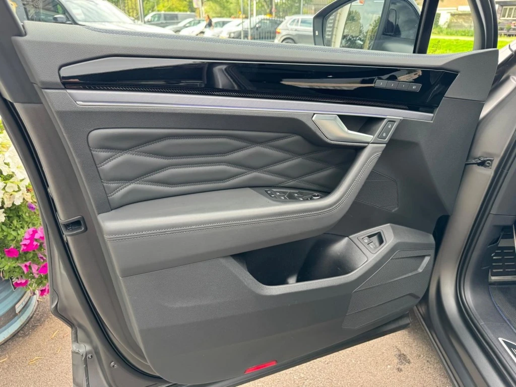 Volkswagen Touareg – foto 27