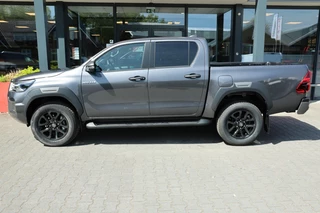 Toyota Hilux – thumbnail 3