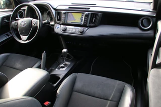 Toyota RAV4 – thumbnail 11