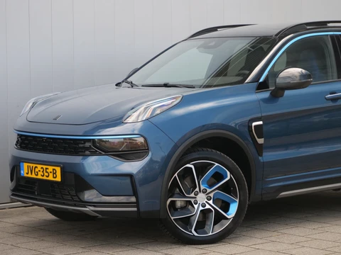 Lynk & Co 01 1.5 Plugin Hybrid 261pk Automaat Apple Carplay / Infinity Sound / Schuifdak