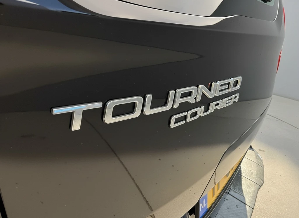 Ford Tourneo Courier – foto 18