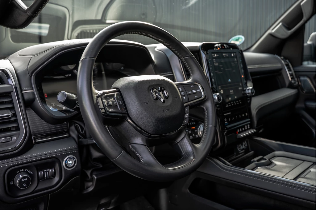 Dodge Ram 1500 – foto 11