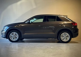 Volkswagen T-Roc – thumbnail 2