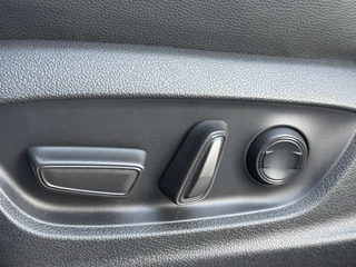 Toyota C-HR – thumbnail 24