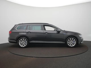 Volkswagen Passat – thumbnail 8