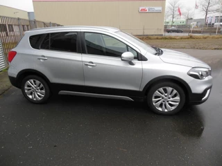 Suzuki S-Cross – thumbnail 6