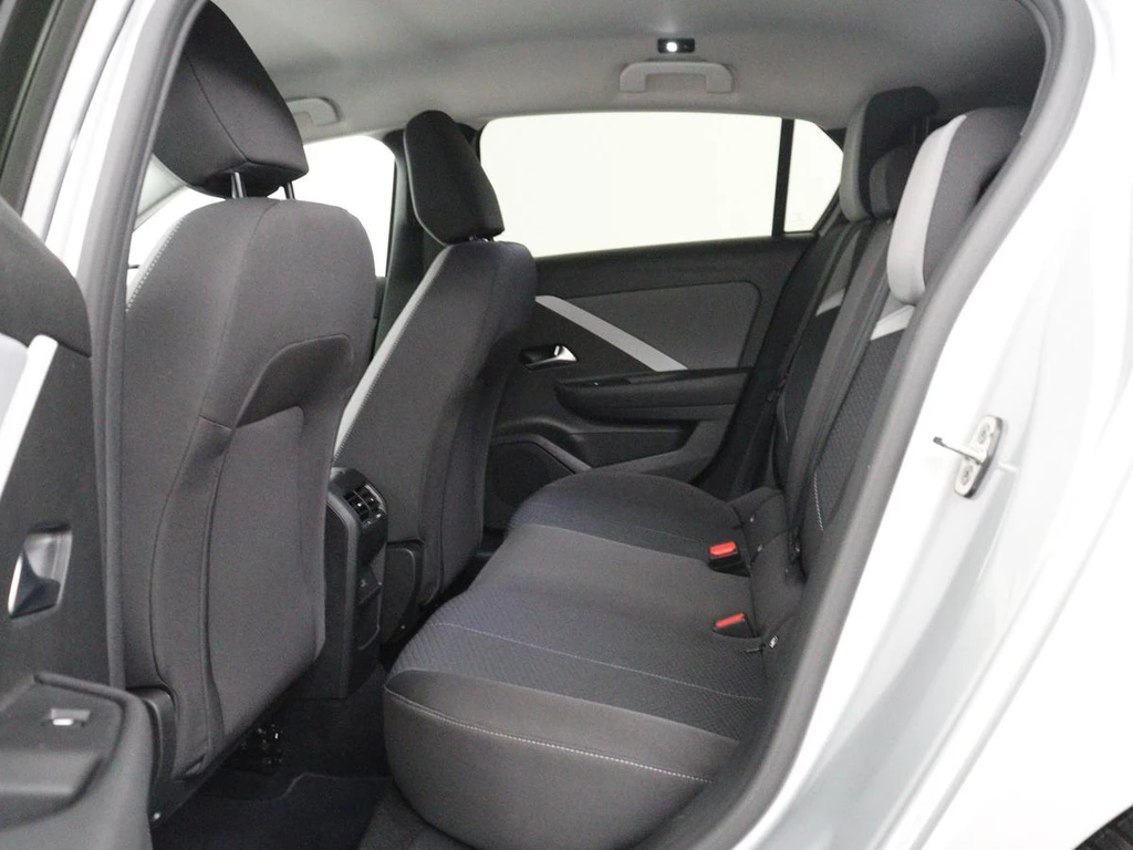 Opel Astra – foto 8