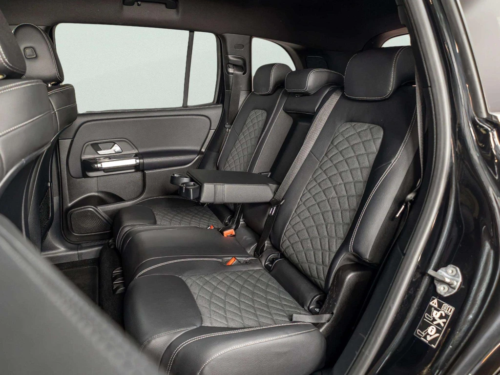 Mercedes-Benz GLB – foto 11