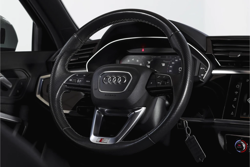 Audi Q3 – foto 16