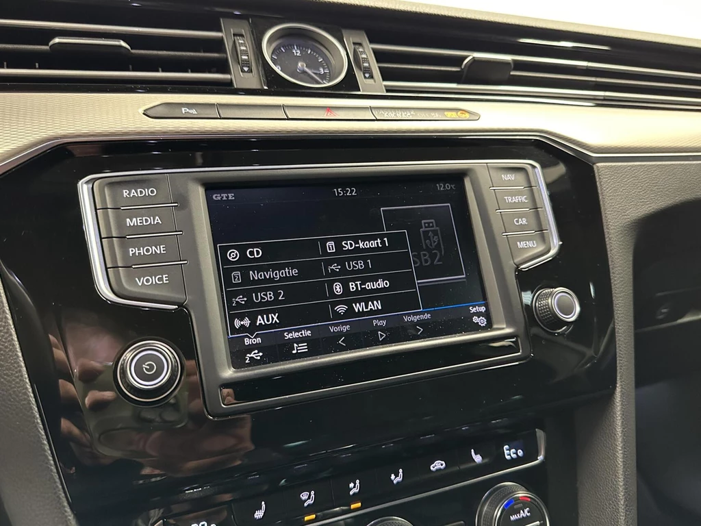Volkswagen Passat – foto 24