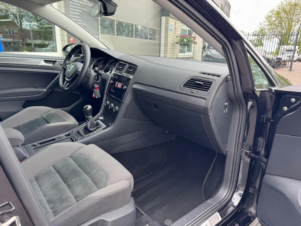 Volkswagen Golf – foto 28
