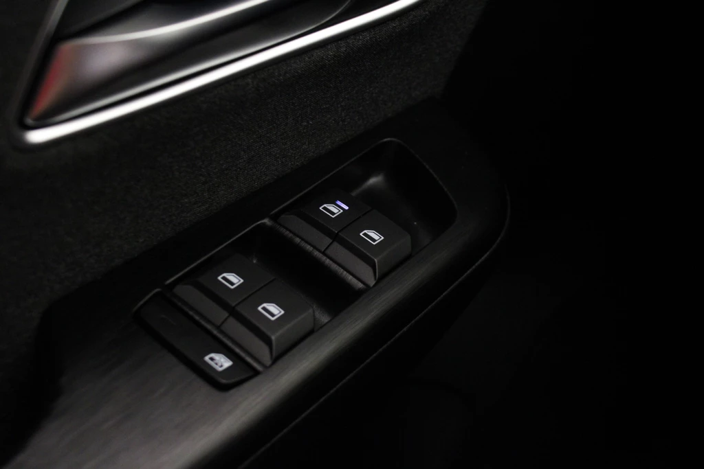 MG ZS – foto 18