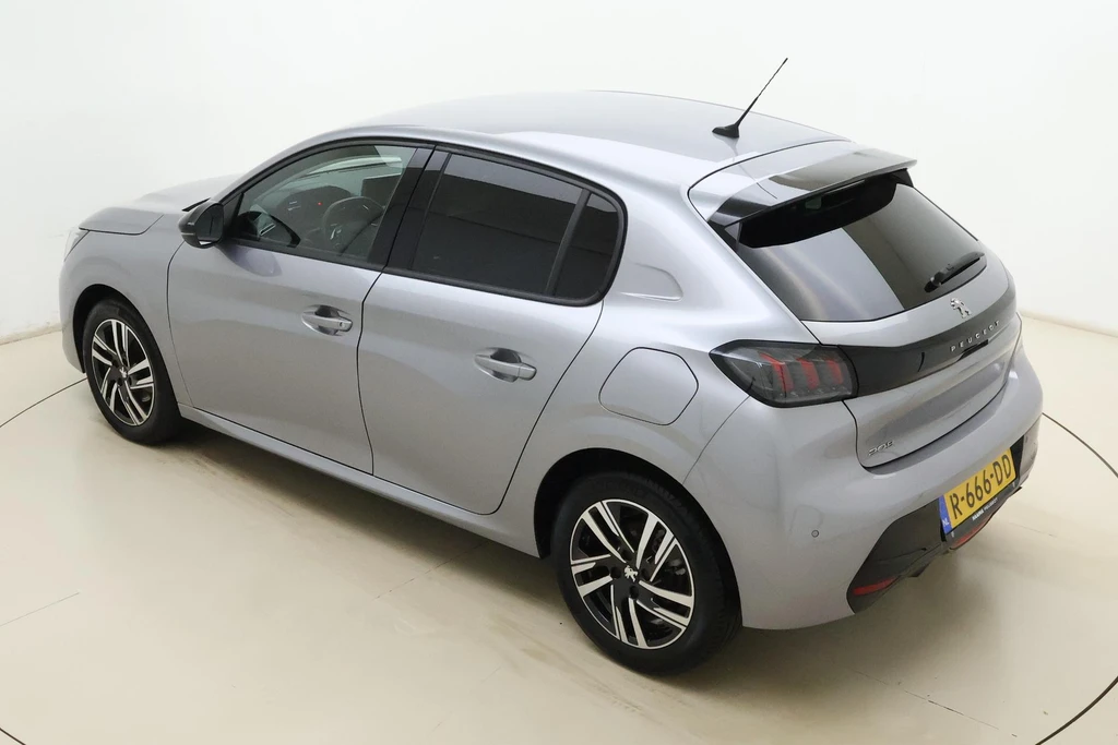 Peugeot 208 – foto 3