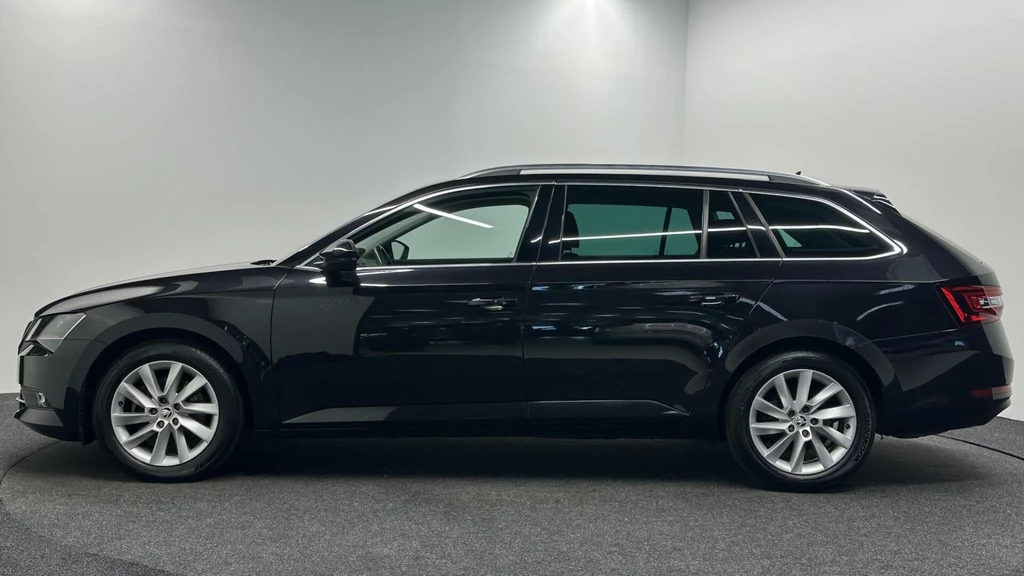 Škoda Superb – foto 2