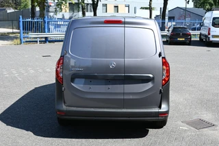 Mercedes-Benz eCitan – thumbnail 3