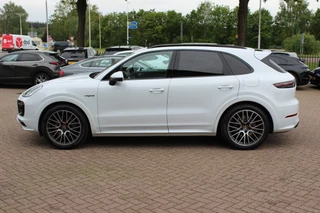 Porsche Cayenne – thumbnail 2