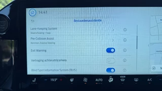 Ford Tourneo Custom – thumbnail 15