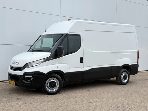 Iveco Daily 35S14 2.3 L2H2 Airco Cruise Control 3,5t Trekhaak Kastwand Inbouw