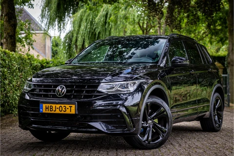 Volkswagen Tiguan 1.4 TSI eHybrid R-Line Business+ IQ Light Head Up 360 Camera ACC Trekhaak DCC