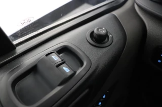 Ford Transit Custom – thumbnail 19