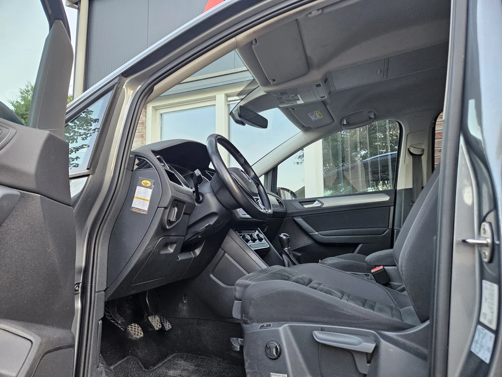 Volkswagen Touran – foto 13