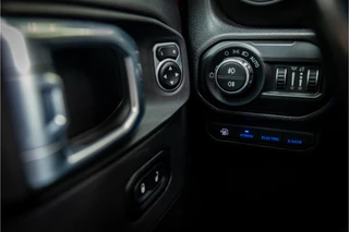 Jeep Wrangler – thumbnail 20