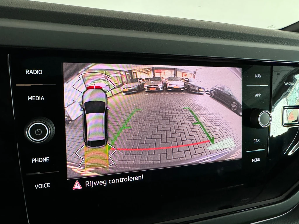 Volkswagen Taigo – foto 17