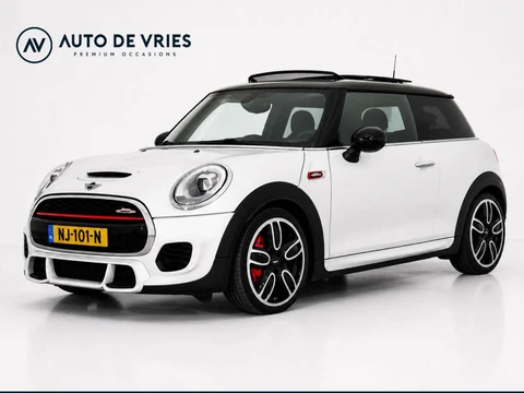 Mini 3-Deurs 2.0 John Cooper Works 232pk Chili | Leder | Panoramadak | Navigatie