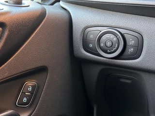 Ford Transit Custom – thumbnail 26