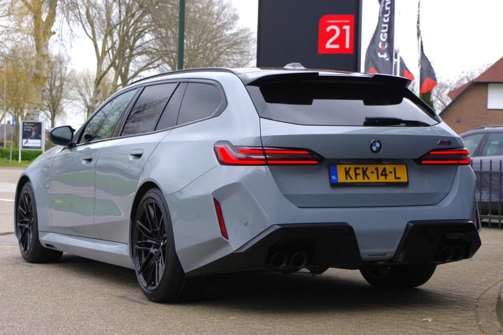 BMW M5 – foto 7