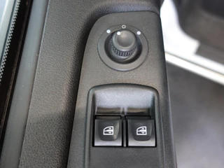 Opel Vivaro – thumbnail 17