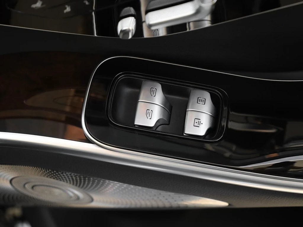 Mercedes-Benz S-Klasse – foto 11