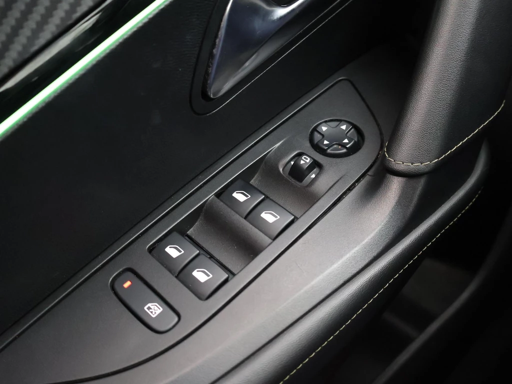 Peugeot e-2008 – foto 59