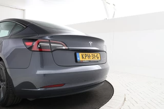 Tesla Model 3 – thumbnail 3