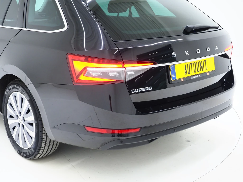 Škoda Superb – foto 4