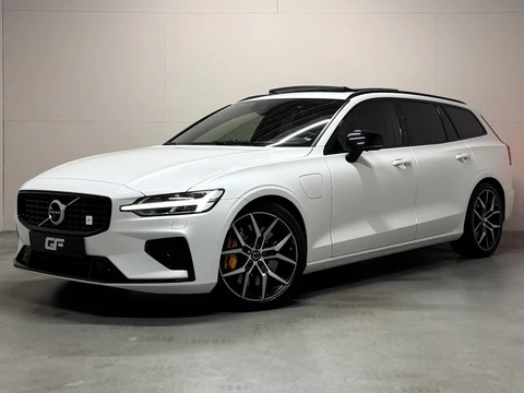 Volvo V60 2.0 T8 Twin Engine AWD Polestar Engineered Pano B&W 360° Carplay