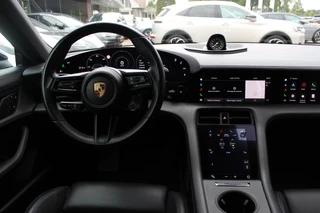 Porsche Taycan – thumbnail 12