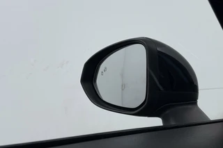 Lynk & Co 01 – thumbnail 44