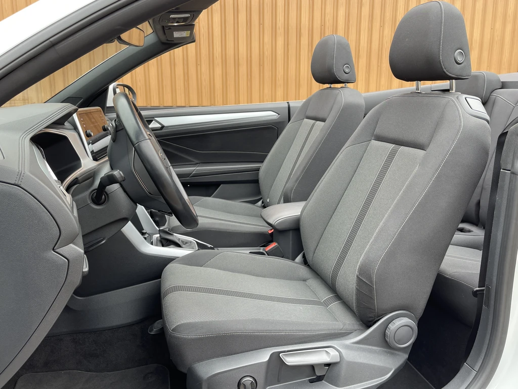 Volkswagen T-Roc – foto 10