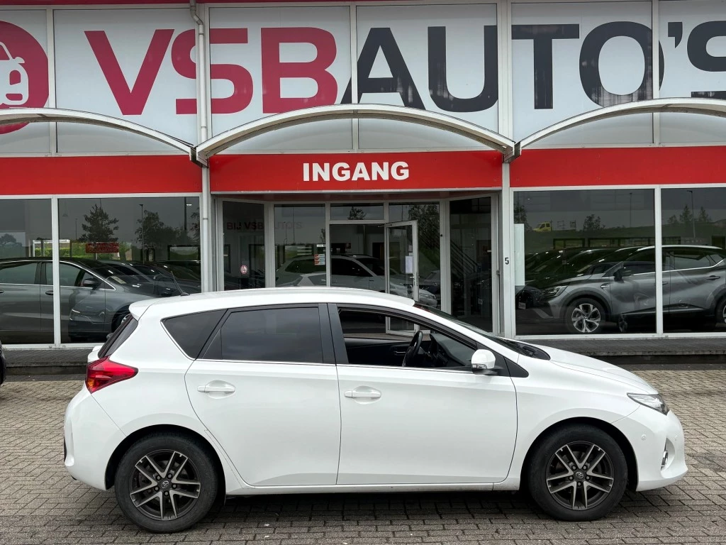 Toyota Auris – foto 5