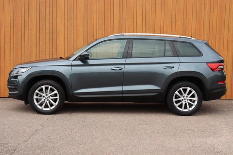 Skoda Kodiaq 1.5 TSI Bus. Ed. 7persoons org.NL digi-dashb. trekhaak h.leer+vw camera