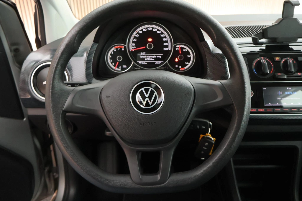 Volkswagen up! – foto 14
