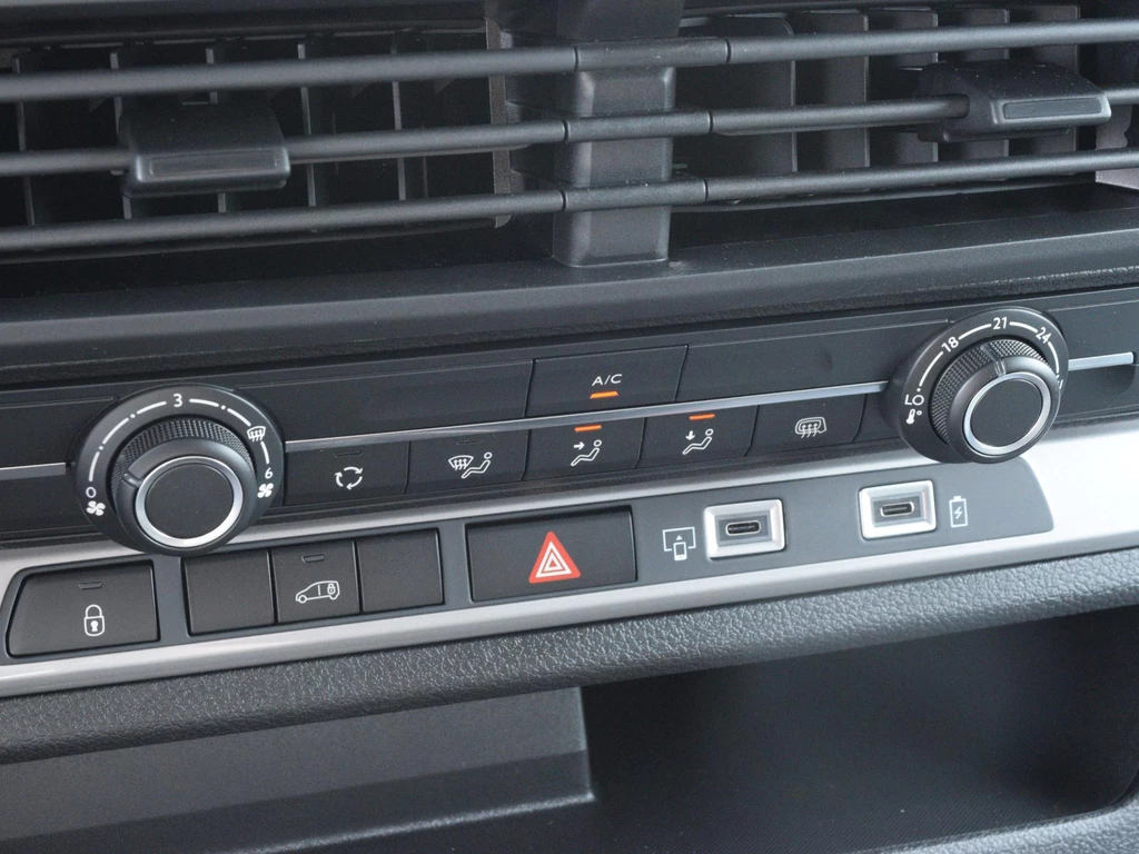 Opel Vivaro-e – foto 18