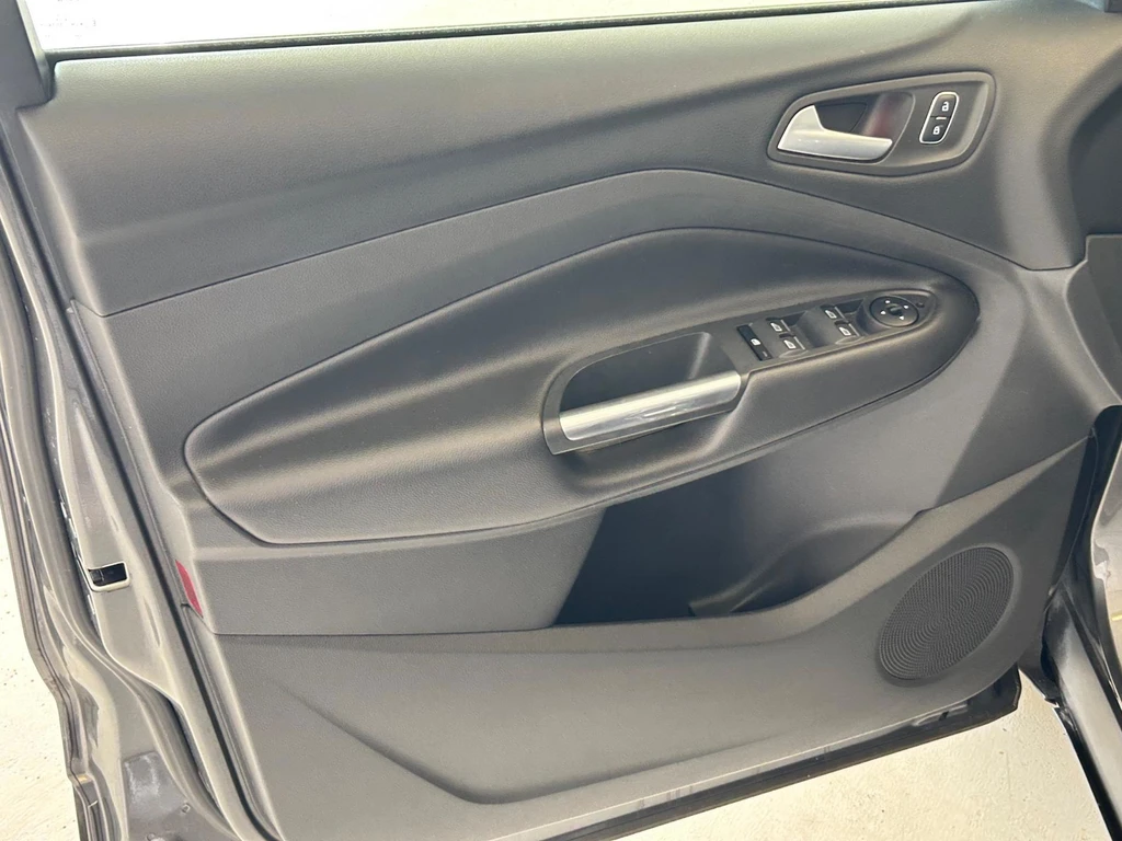 Ford Kuga – foto 15