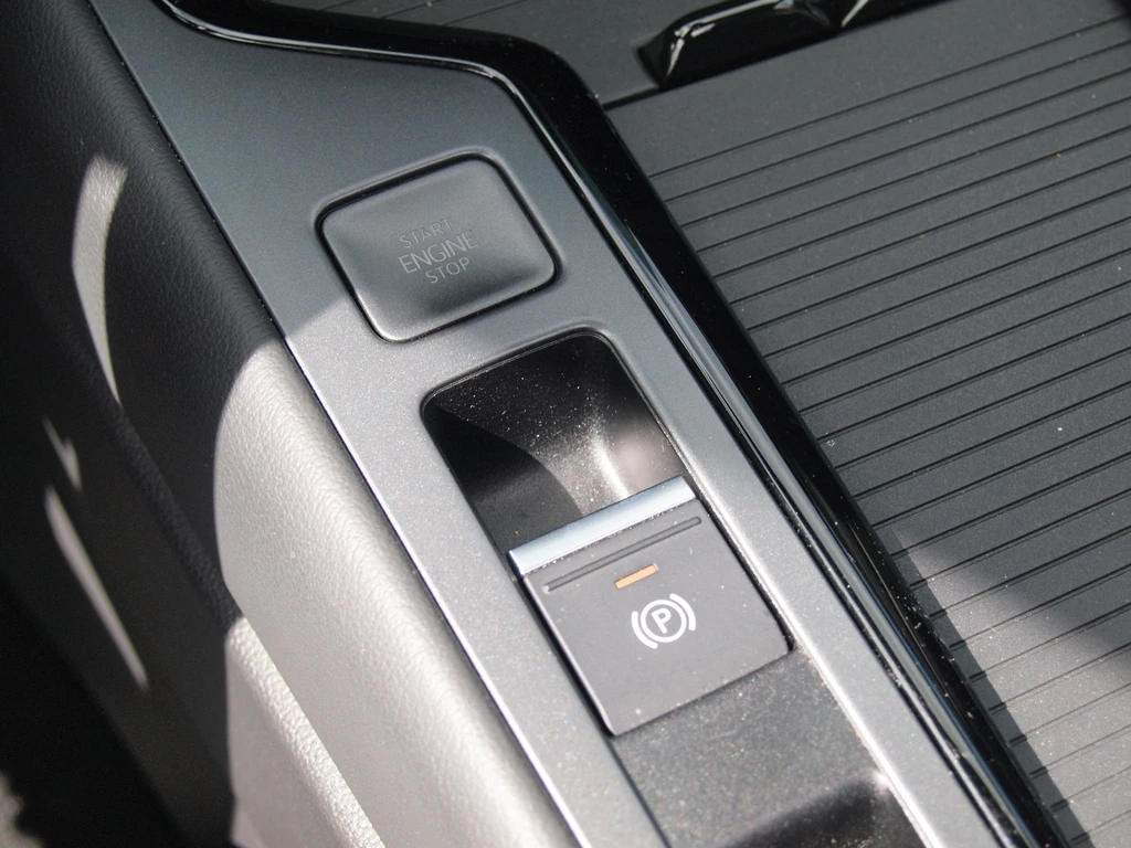 Volkswagen Passat – foto 36