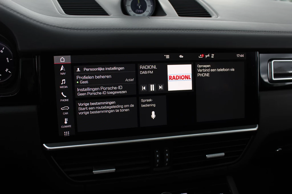 Porsche Cayenne – foto 23