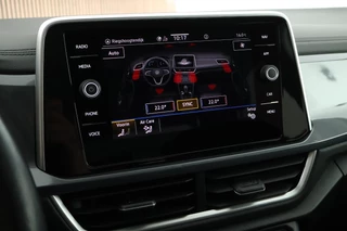 Volkswagen T-Roc – thumbnail 26